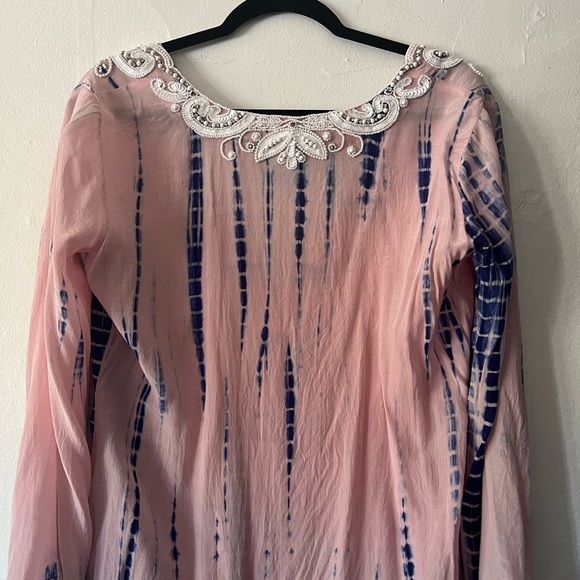 Women’s silk tunic with beading - Picture 5 of 7